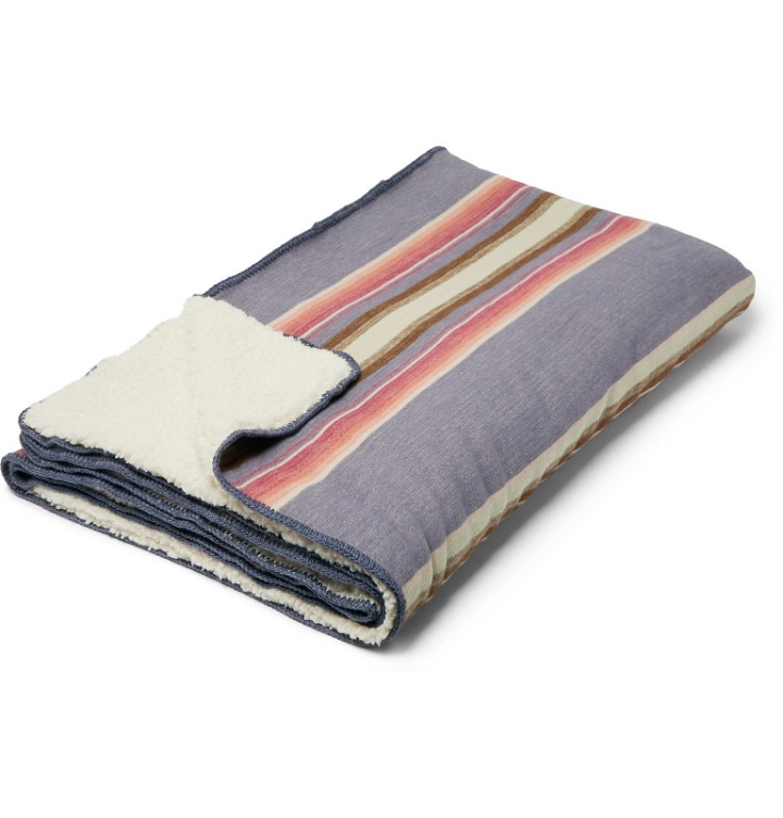 Photo: Faherty - Fleece-Lined Organic Cotton Jacquard Blanket - Multi