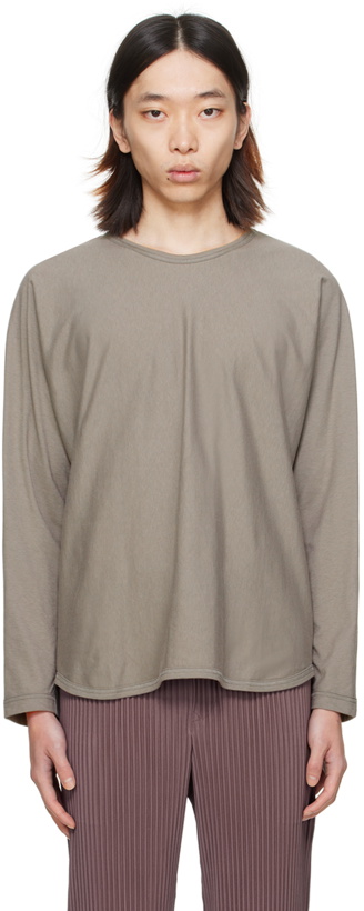 Photo: HOMME PLISSÉ ISSEY MIYAKE Taupe Release-T 1 Long Sleeve T-Shirt