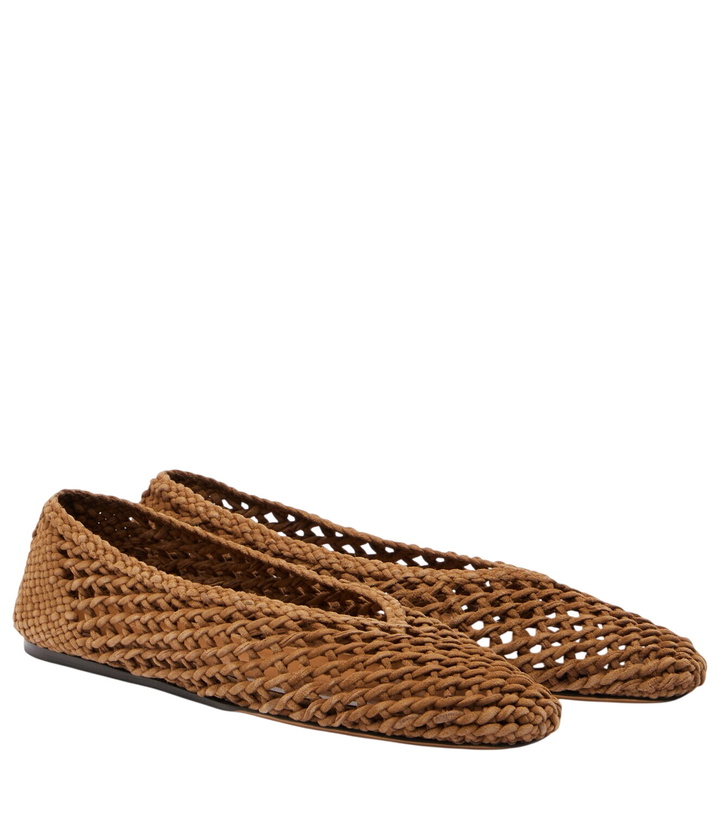 Photo: Le Monde Béryl Regency woven suede ballet flats