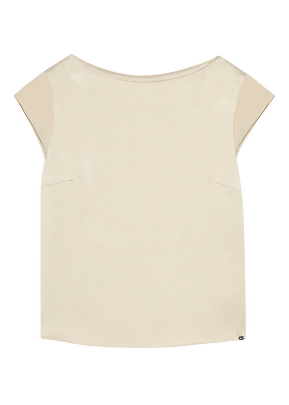 Photo: Herno Crepe de Chine top Cream