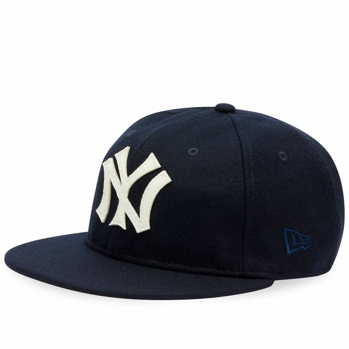 Photo: New Era NY Yankees Heritage Series 9Fifty Cap in Black