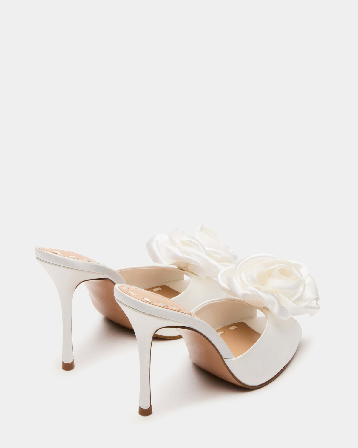 Steve Madden Priyaa-F Heels in Natural Satin