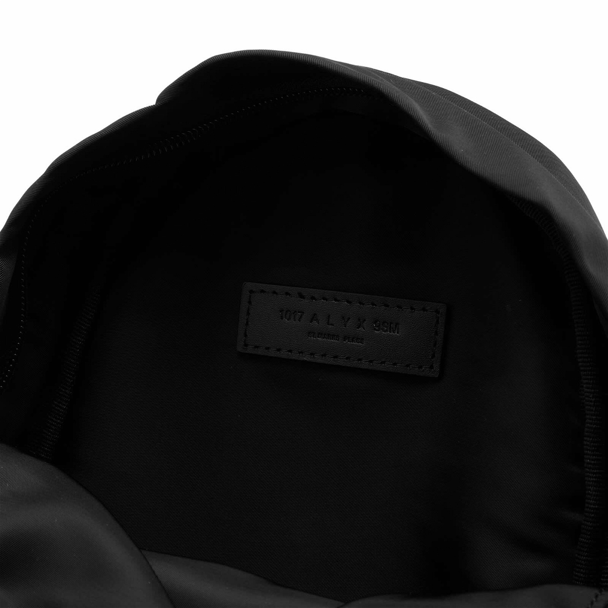 1017 ALYX 9SM Men's Buckle Crossbody Bag in Black 1017 ALYX 9SM