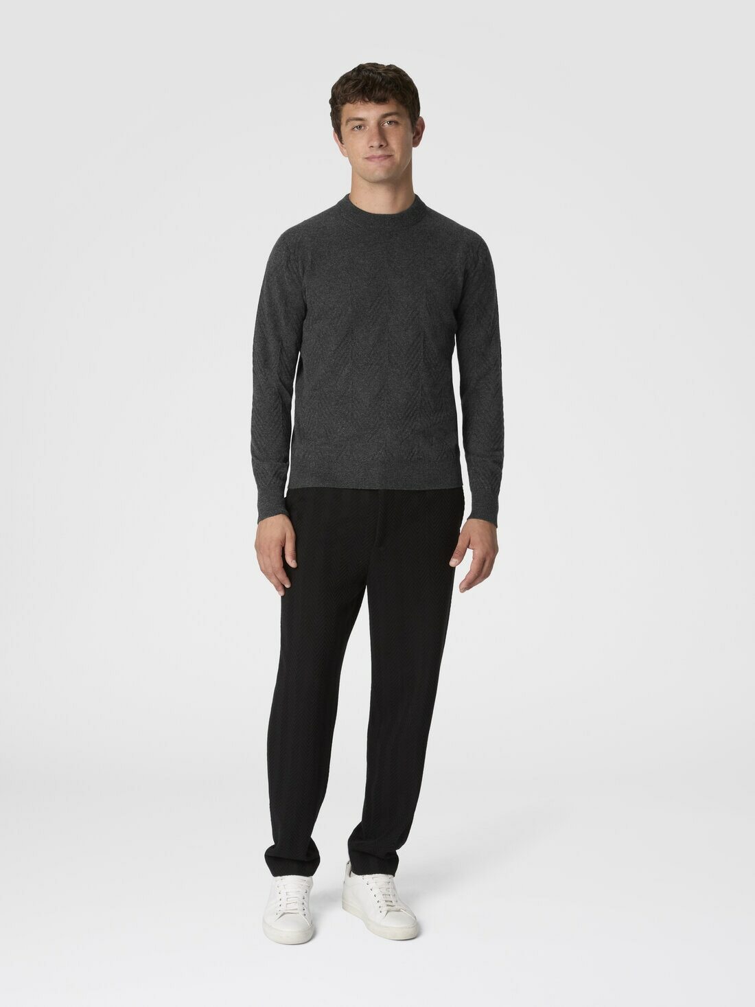 Missoni - Crew neck sweater in pure cashmere with chevron pattern, Men, Grey