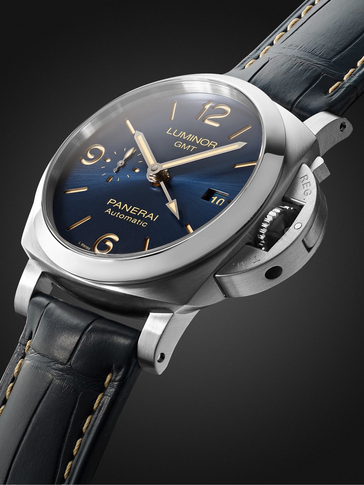 Panerai Luminor GMT Automatic 44mm Stainless Steel and Alligator