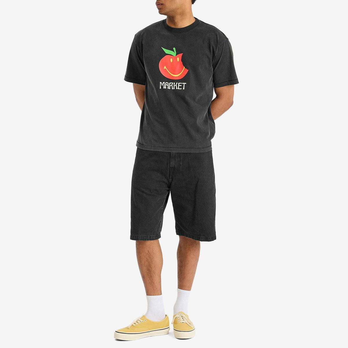 MARKET Men's Smiley Honeycrisp T-Shirt in Washed-Black