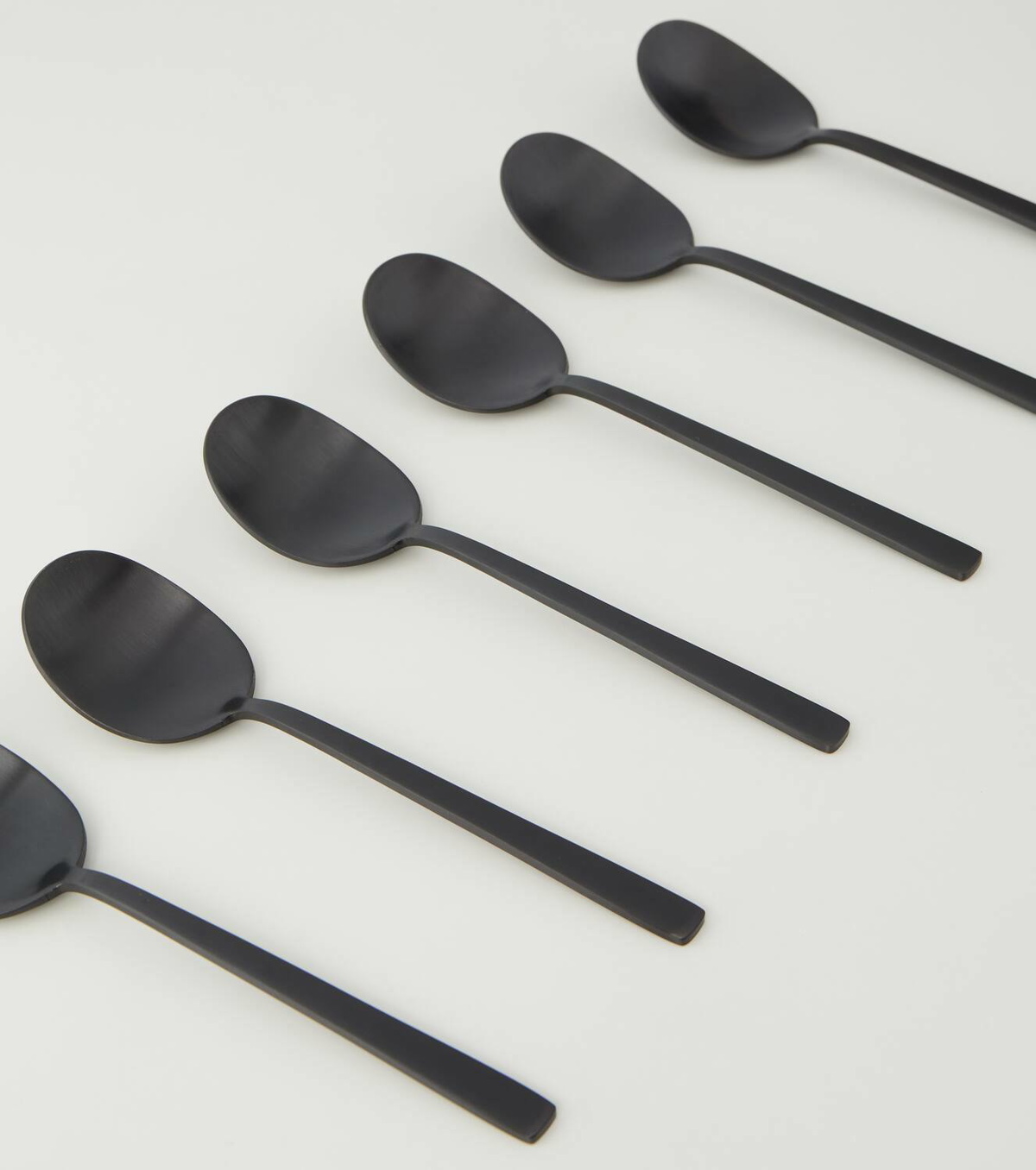 101 Copenhagen Kogei 24-piece steel flatware set
