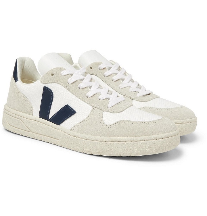 Photo: Veja - V-10 Suede, Leather and Rubber-Trimmed B-Mesh Sneakers - Men - White