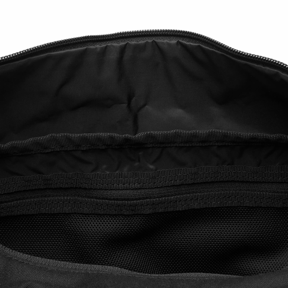Snow Peak Men's Everyday Use Middle Shoulder Bag in Black 