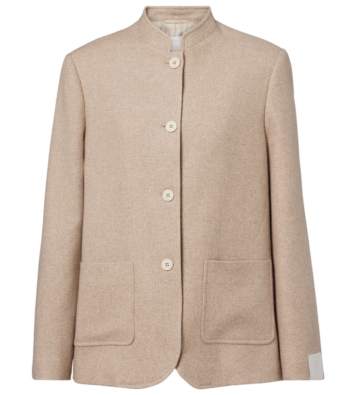 Photo: Eleventy Cashmere and silk jacket