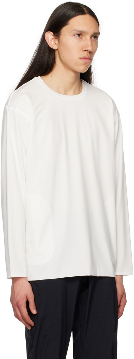 Descente ALLTERRAIN White Crewneck Long Sleeve T-Shirt Descente