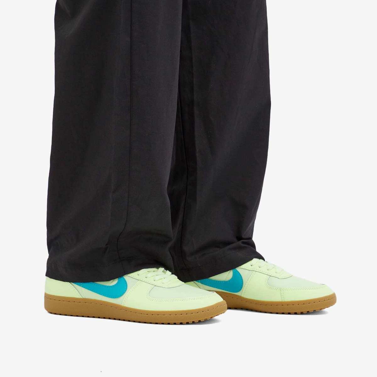 Nike Field General 82 Sp in Barley Volt/Dusty Cactus/Light