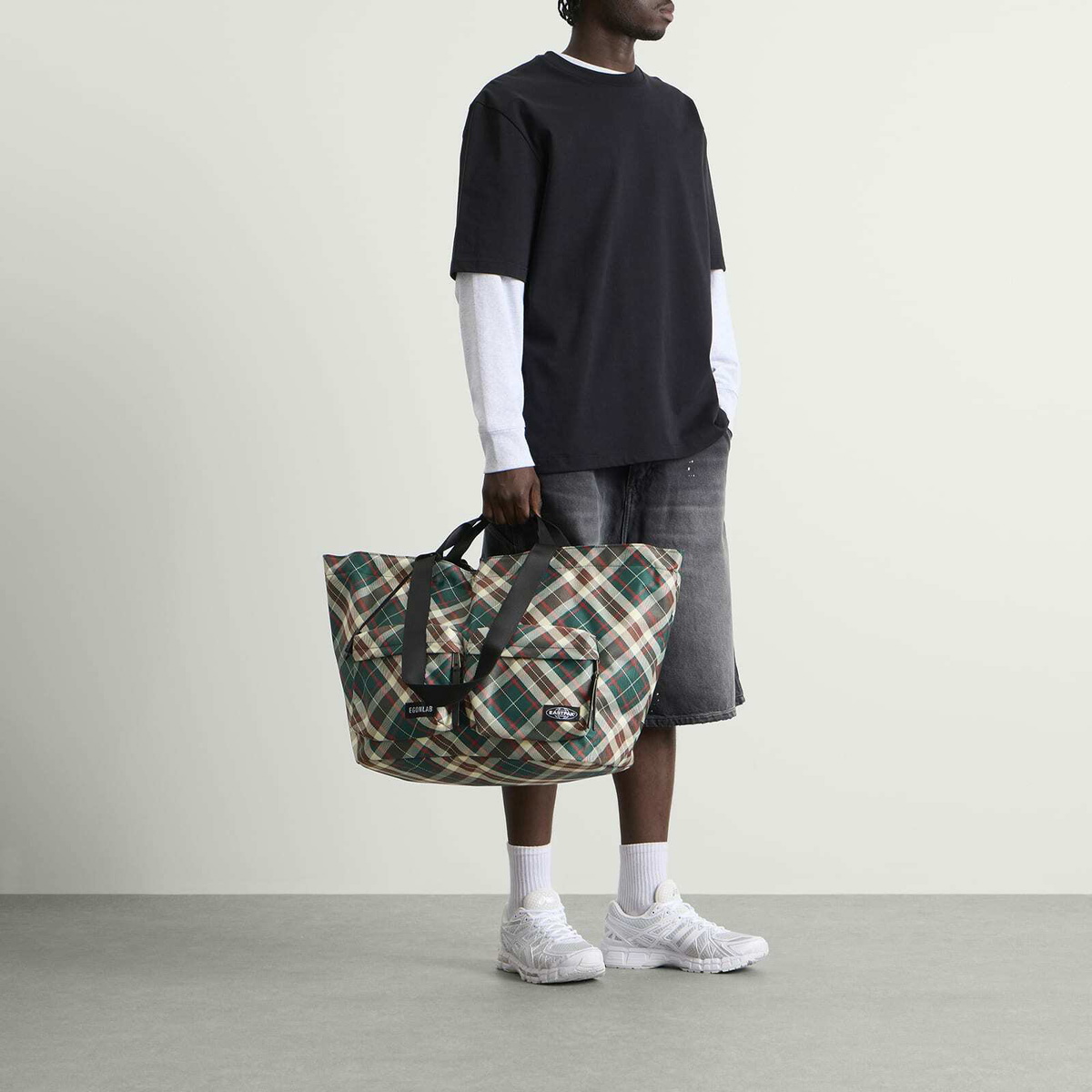 Eastpak x Egonlab Tote Bag - Large in Check 