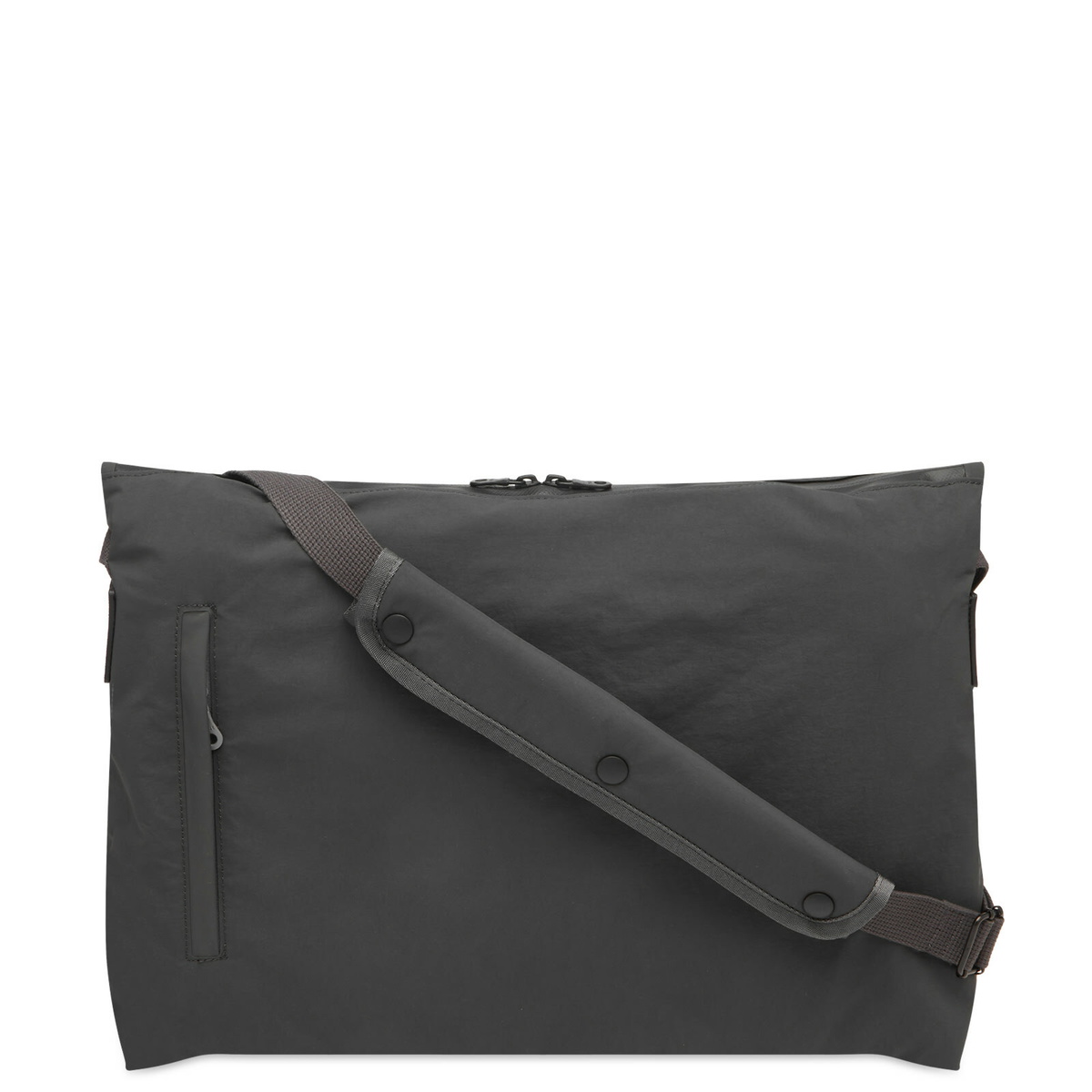 Mazi Untitled Terse Cross Body Bag in Grey 