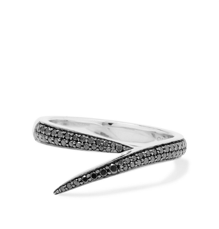 Photo: Shaun Leane - Interlock Me 18-Karat White Gold Diamond Ring - Black