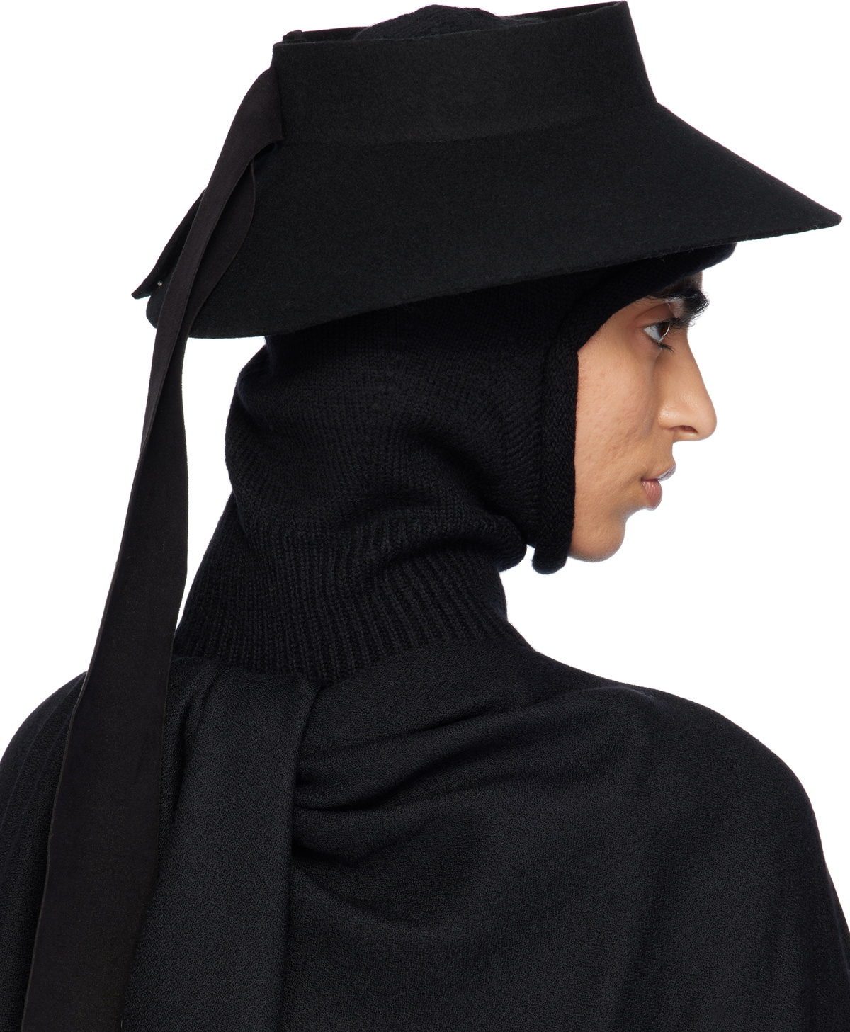 ISSEY MIYAKE Black Petal Cap