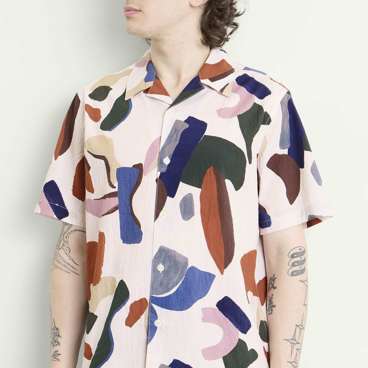 Wax London Men's Didcot Abstract Shapes Vacation Shirt in Ecru/Multi
