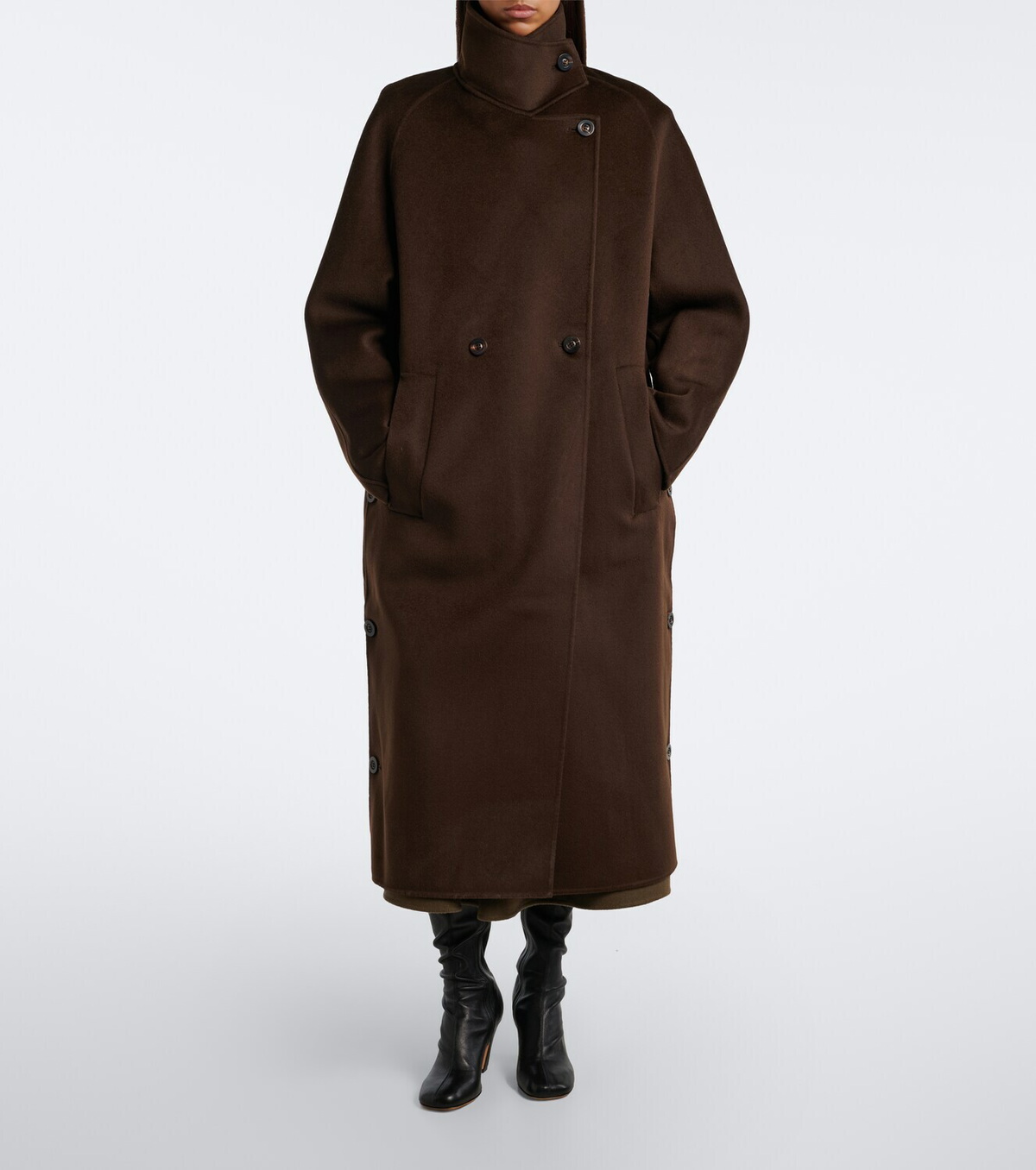 Lisa Yang Double-breasted wool and cashmere coat