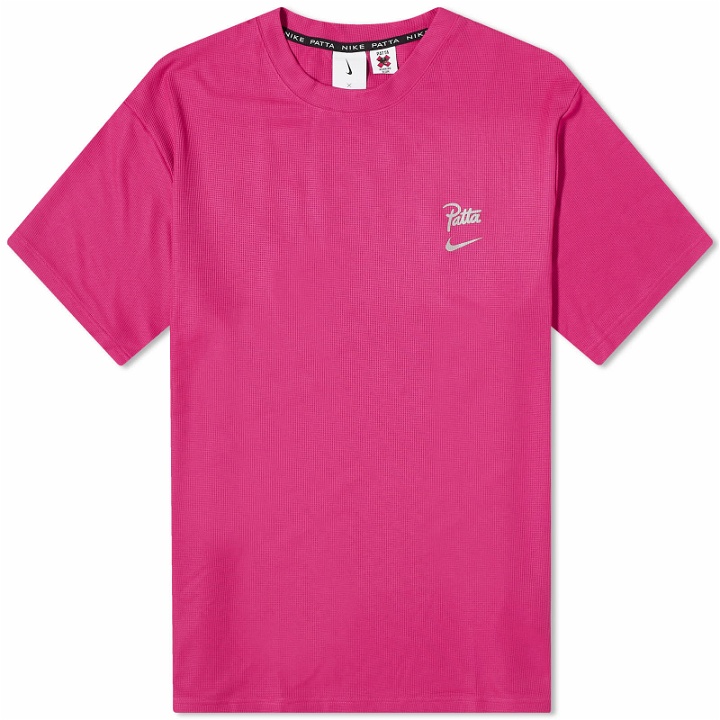 Photo: Nike x Patta Short Sleeve Shirt in Fireberry