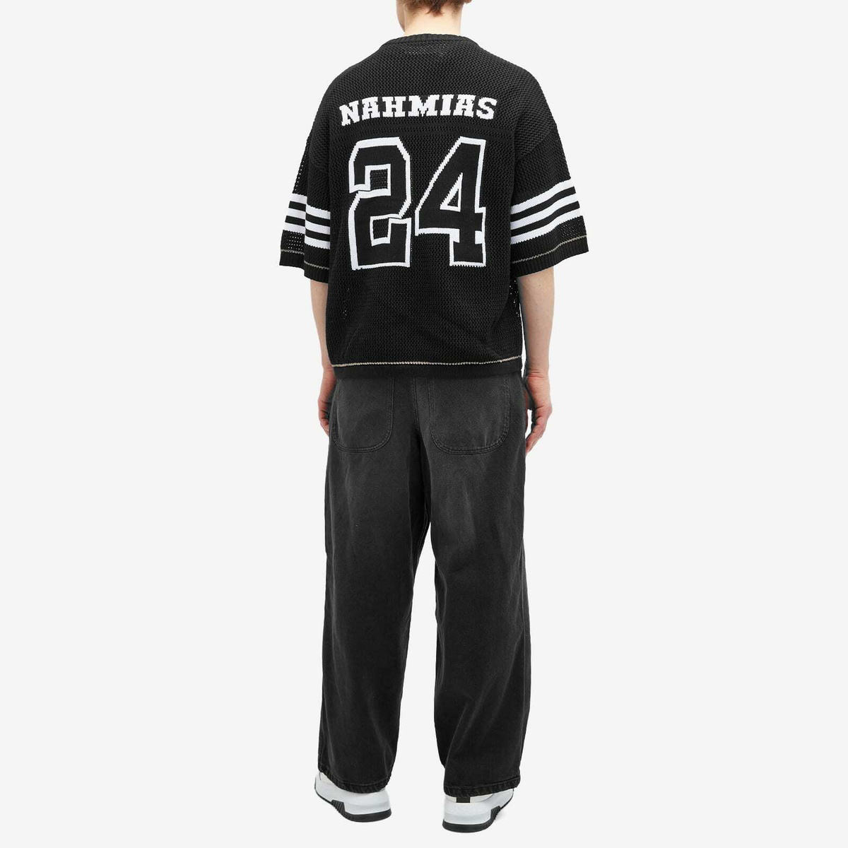 Eve着用 NAHMIAS FOOTBALL shirt Nahmias Men's Knit 24 Football Shirt in Black Nahmias