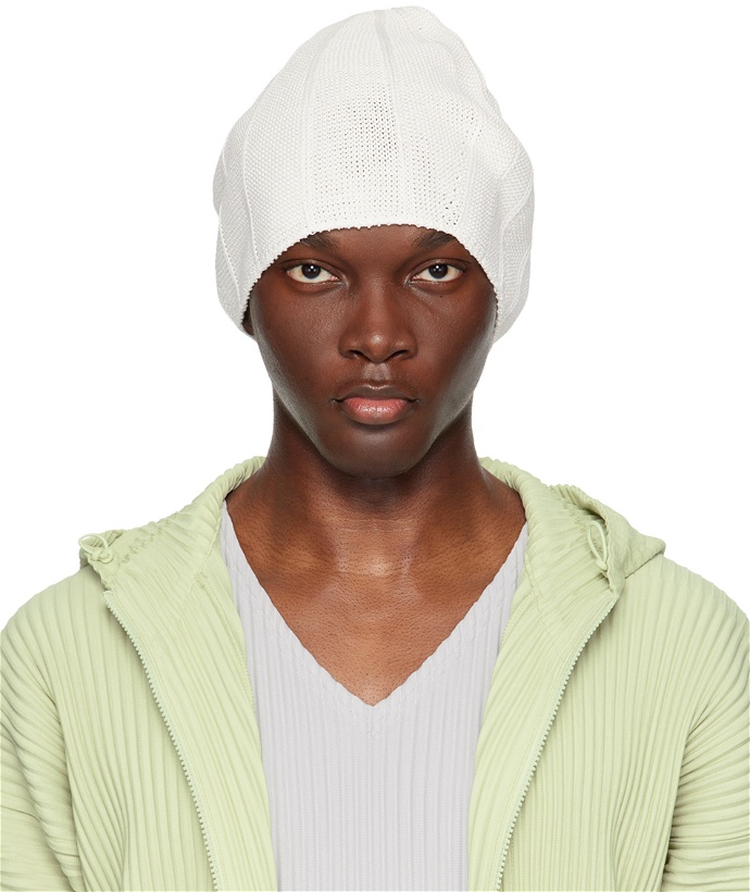 Photo: HOMME PLISSÉ ISSEY MIYAKE White Blooming Beanie