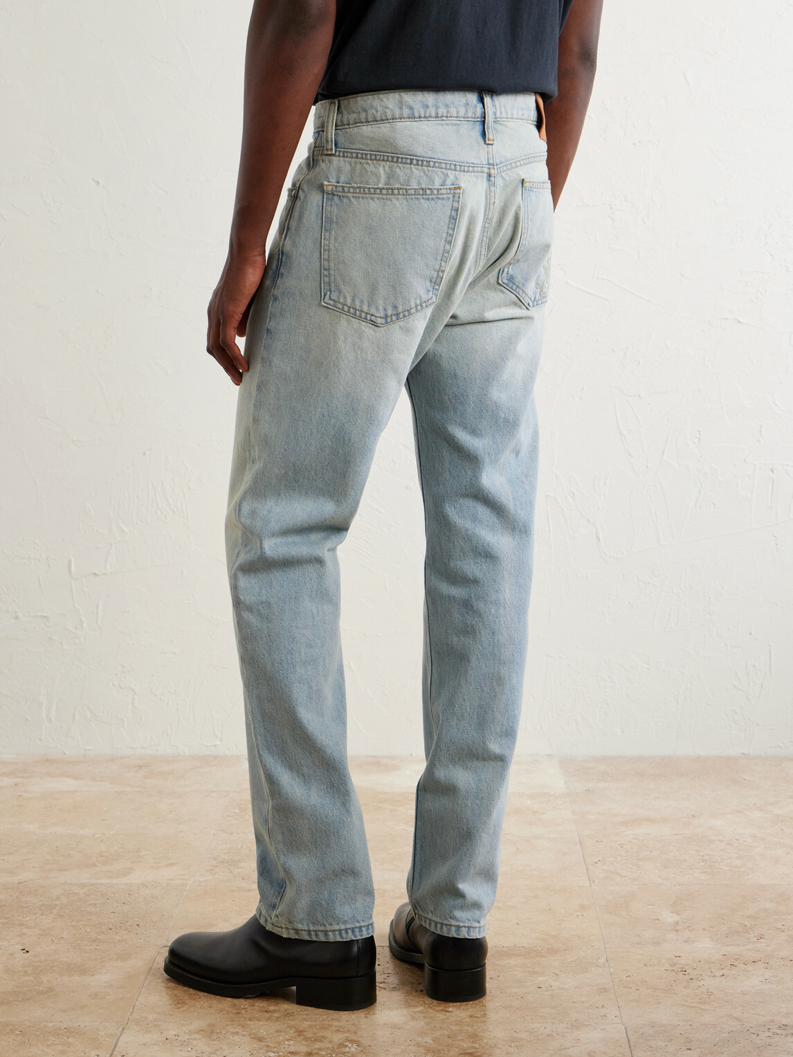 Cherry Los Angeles - Straight-Leg Distressed Jeans - Blue
