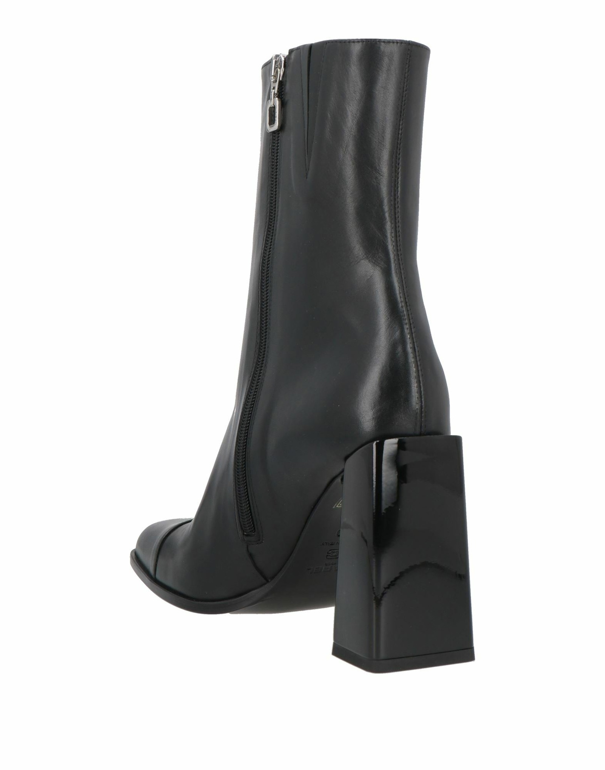 Carel Paris Womens Ankle boots in Black