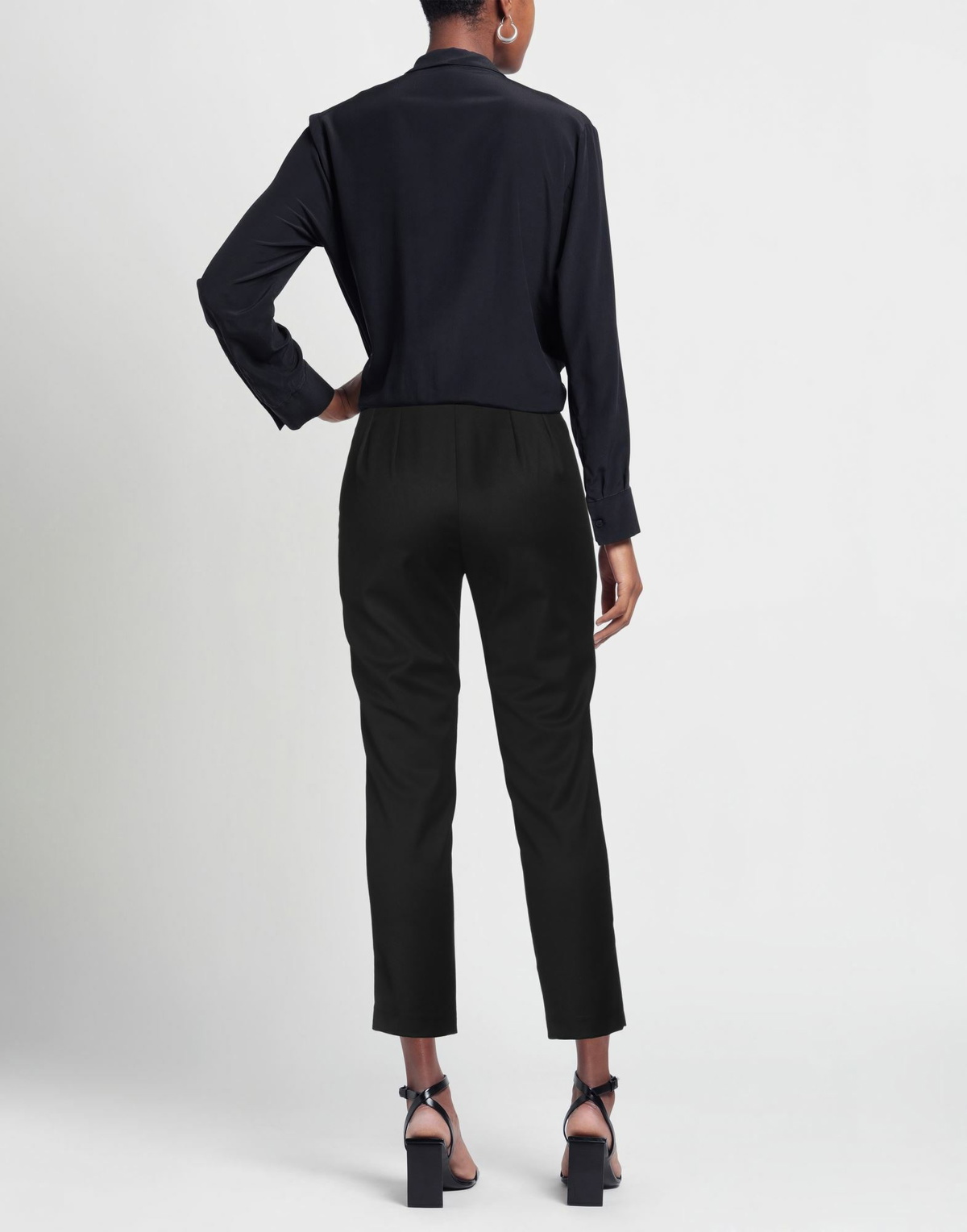 Jijil Womens Pants in Black