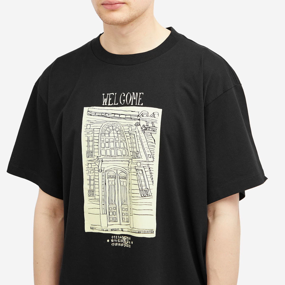 MM6 Maison Margiela Men's Welcome T-Shirt in Black MM6 Maison Margiela