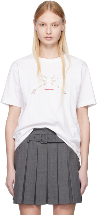 Photo: SHUSHU/TONG White Lace Patchwork Oversize T-shirt