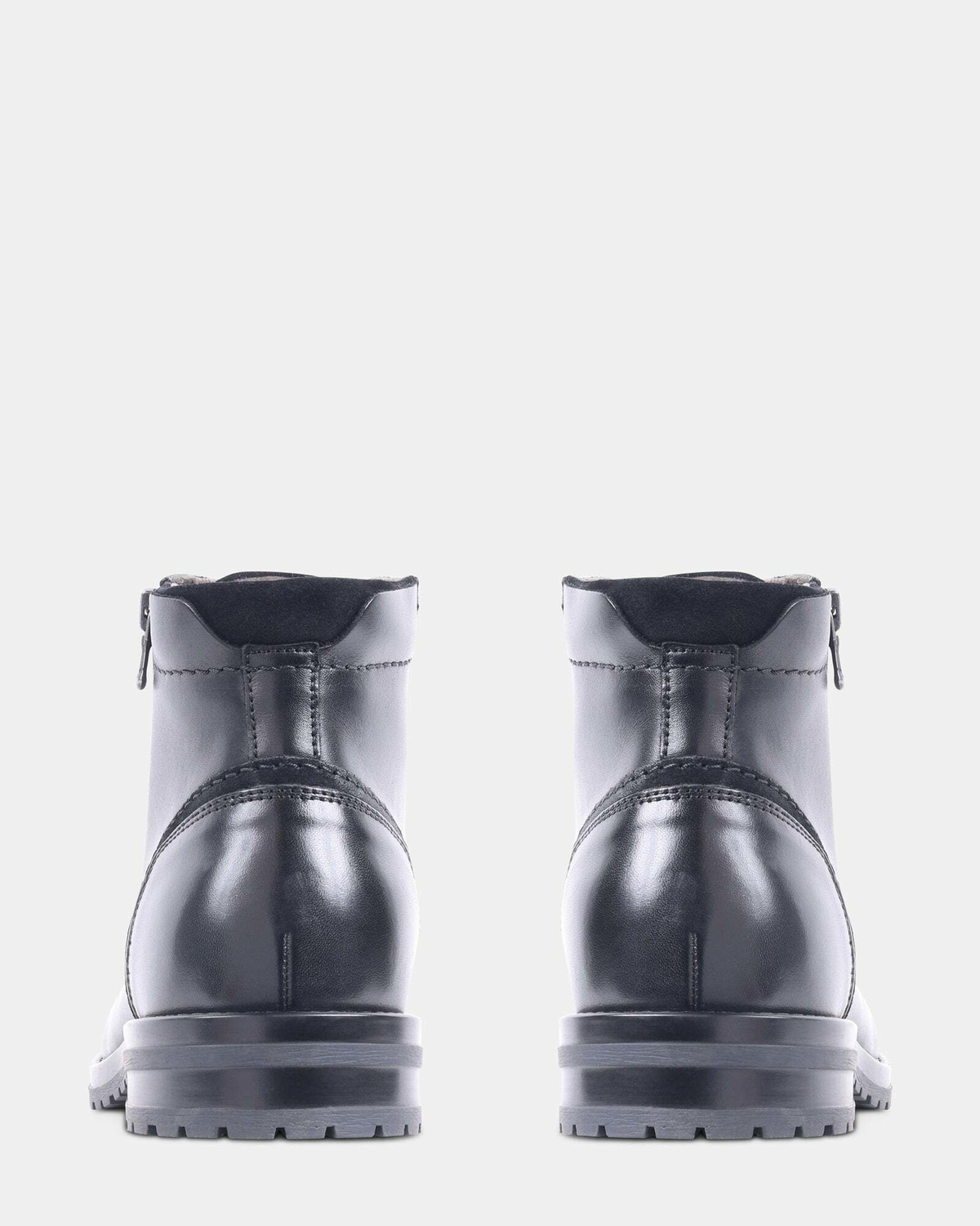 Steve Madden Moris Boots in Black