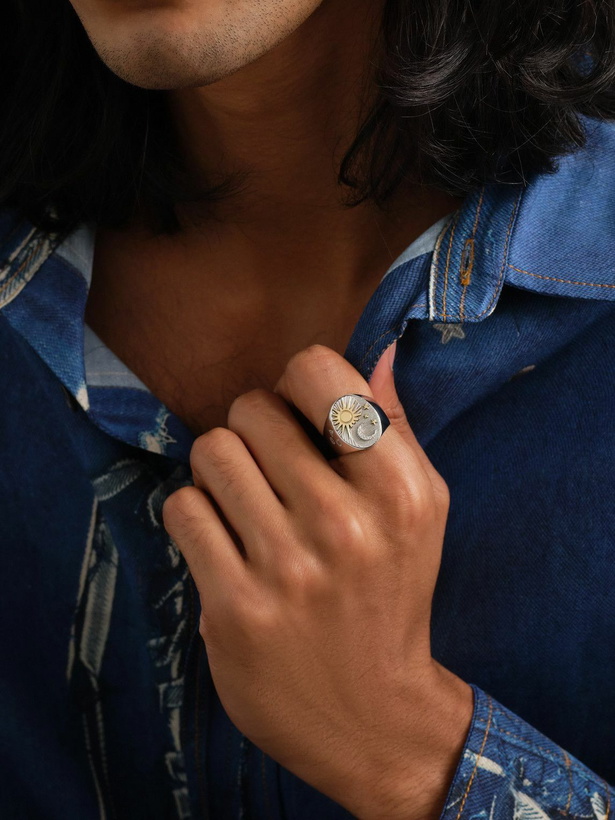 Photo: Foundrae - Balance 18-Karat White and Yellow Gold Diamond Signet Ring - Silver