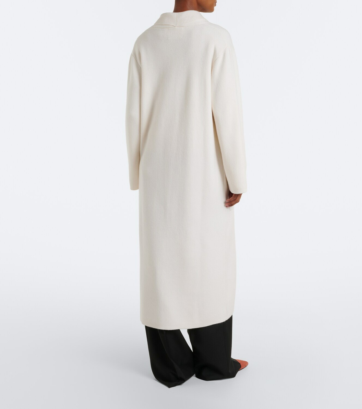 Lisa Yang Emei cashmere coat