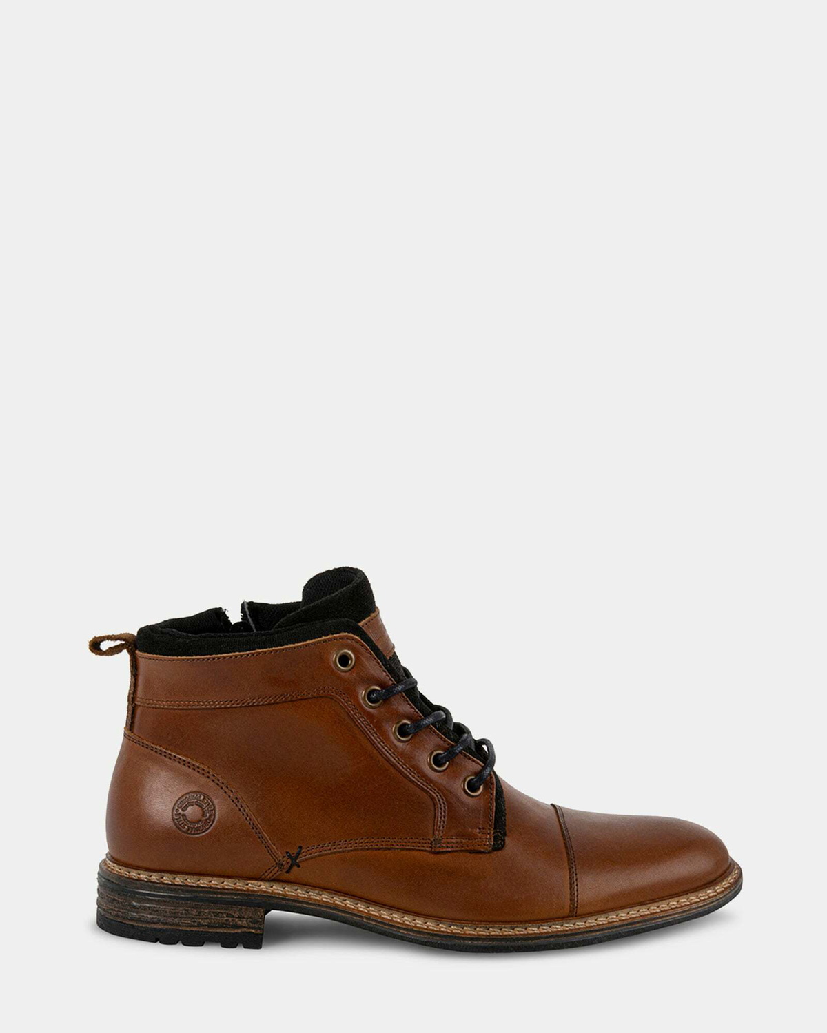 Steve Madden Bronte Boots in Tan