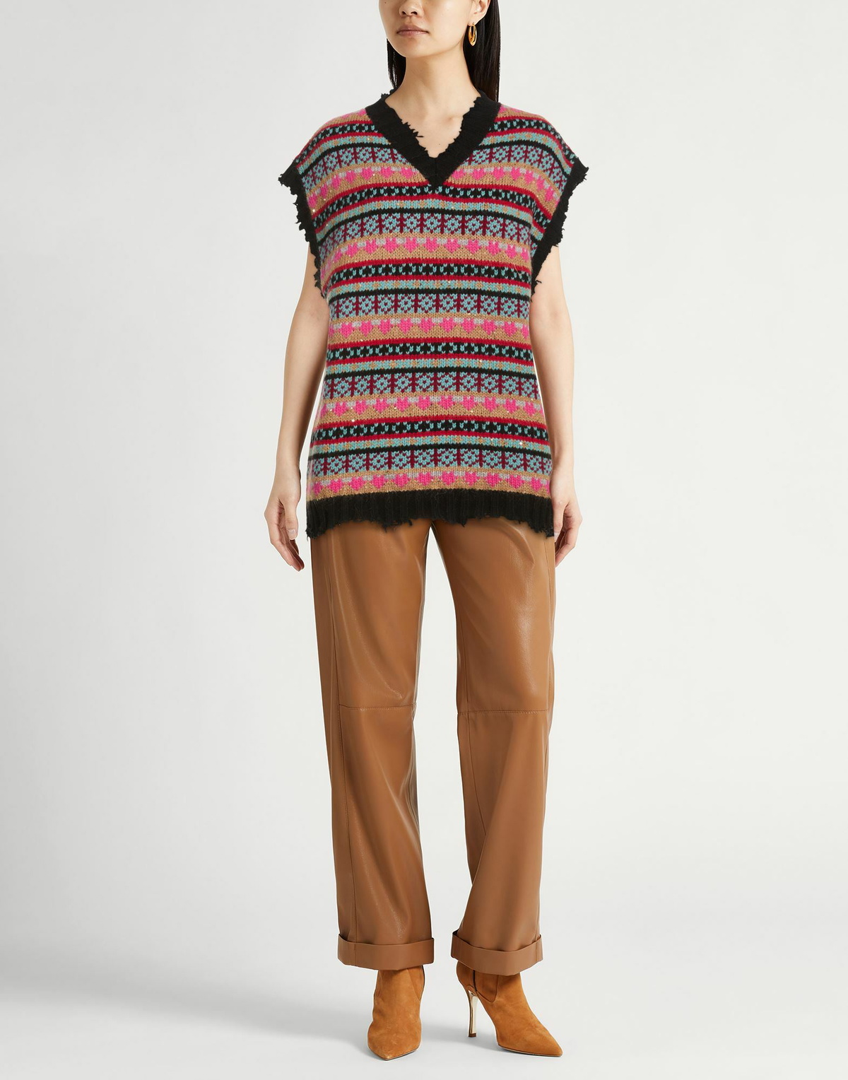 Jucca Womens Sweater in Black