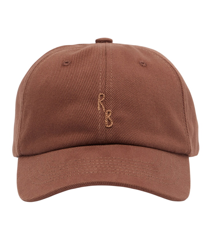 Photo: Ruslan Baginskiy Cotton baseball cap
