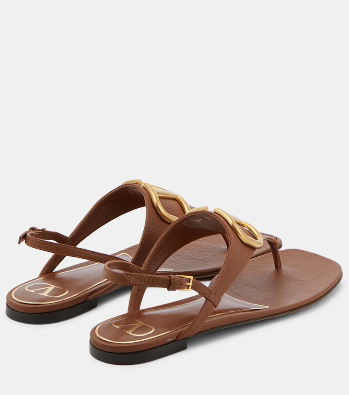【関税&送料込】Valentino Garavani Brown Leather Vlogo Thong VLogo Signature leather thong sandals in brown - Valentino