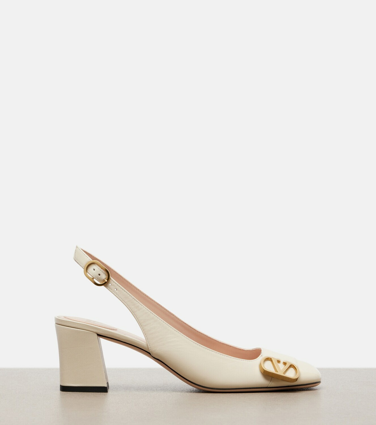Valentino Garavani Veeside VLogo leather slingback pumps