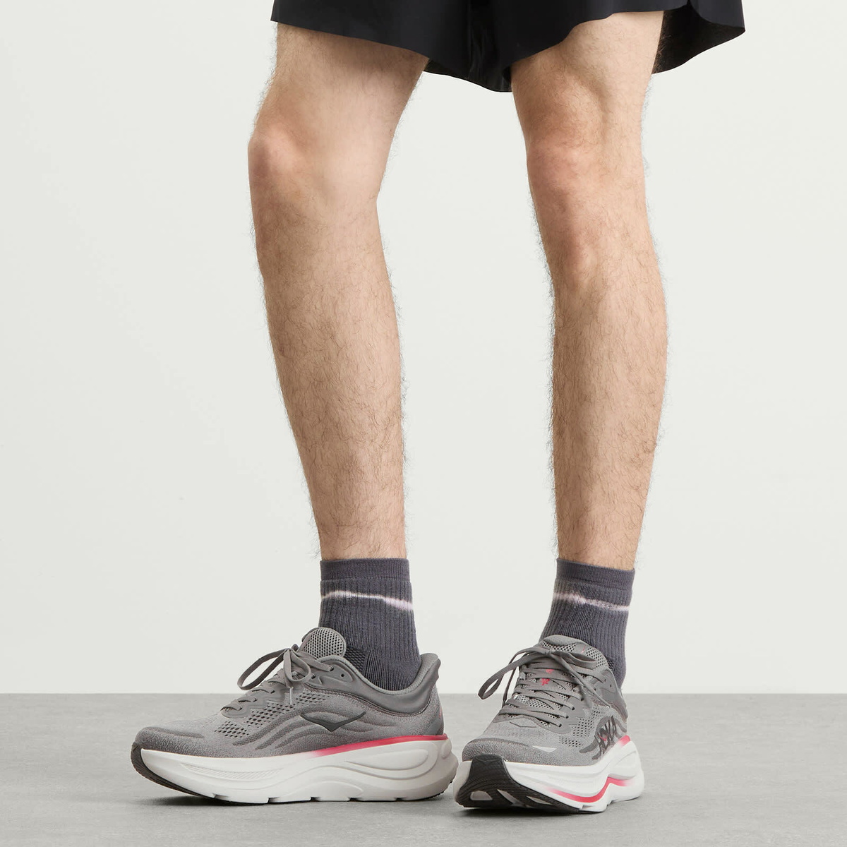 HOKA ONE ONE M Bondi 9 Sneaker in Satellite Grey/Outer Orbit