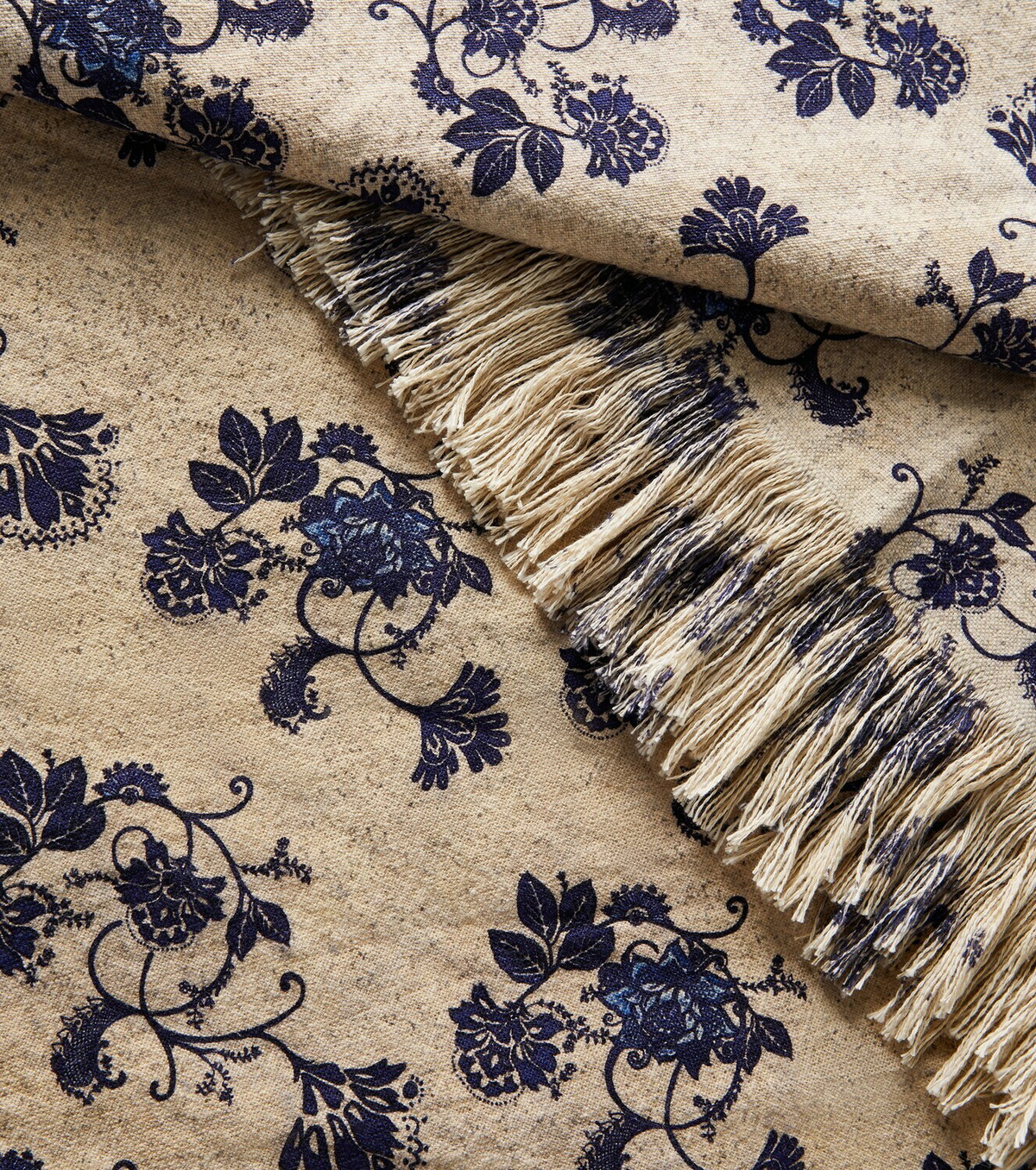 The House of Lyria Sharpei floral cotton and linen throw