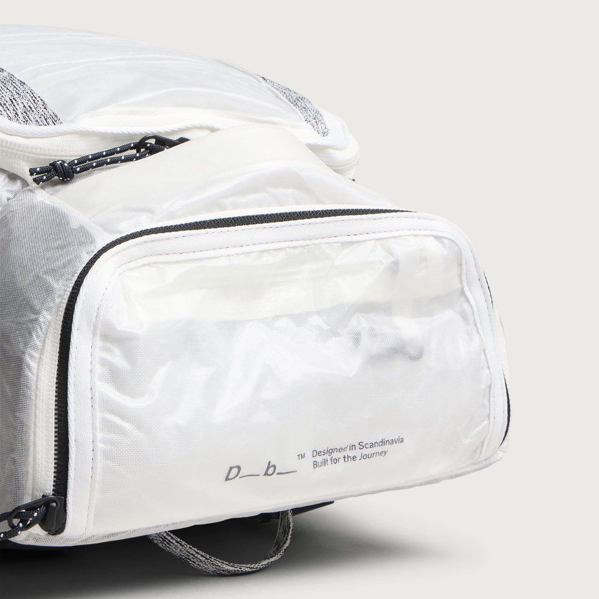 Db Journey Weigh Lighter Hugger Backpack 30L in Monochrome