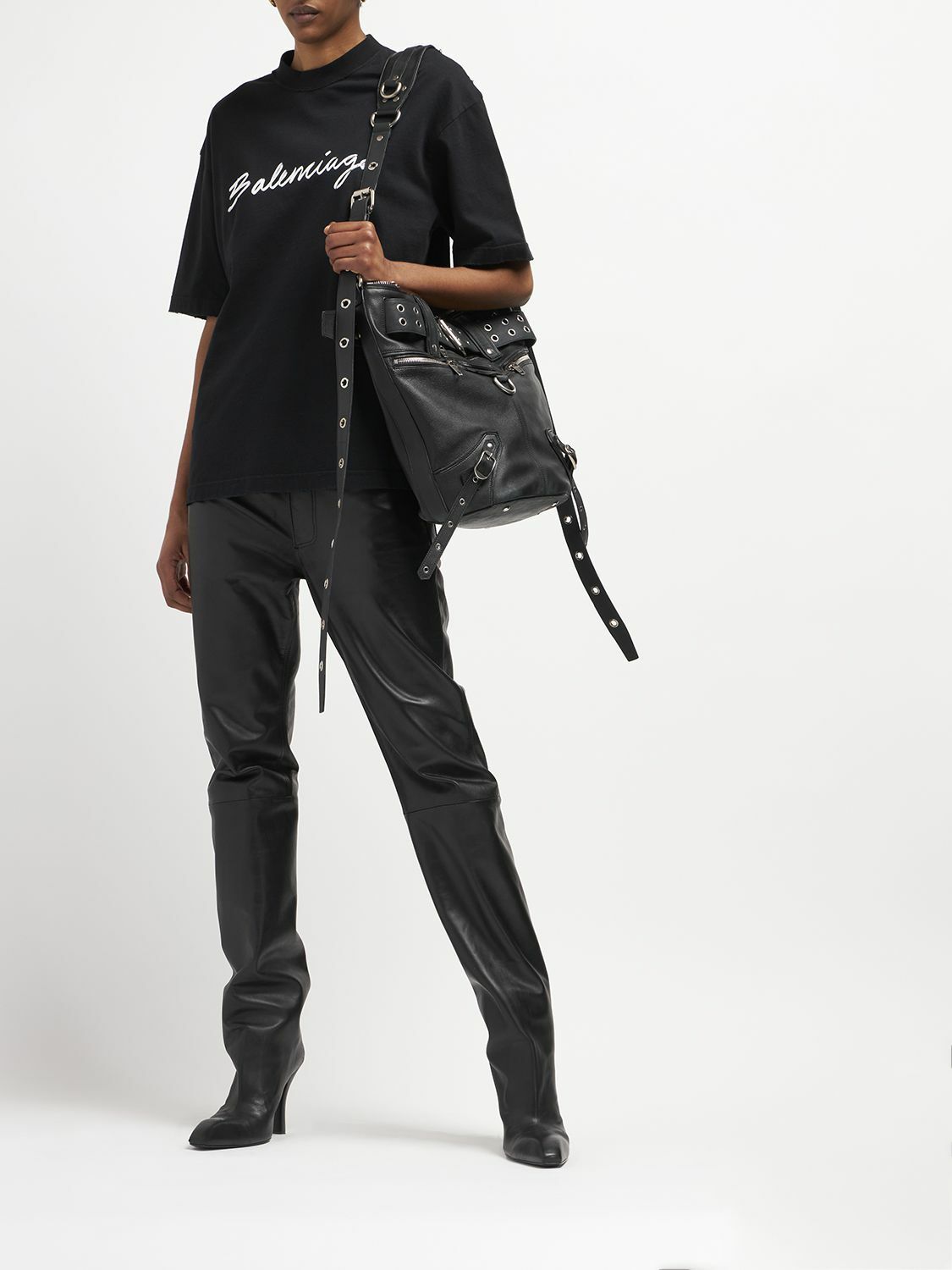 【BALENCIAGA】Emo ラージ Bucket バッグ レザー BALENCIAGA - Emo Leather Bucket Bag Balenciaga