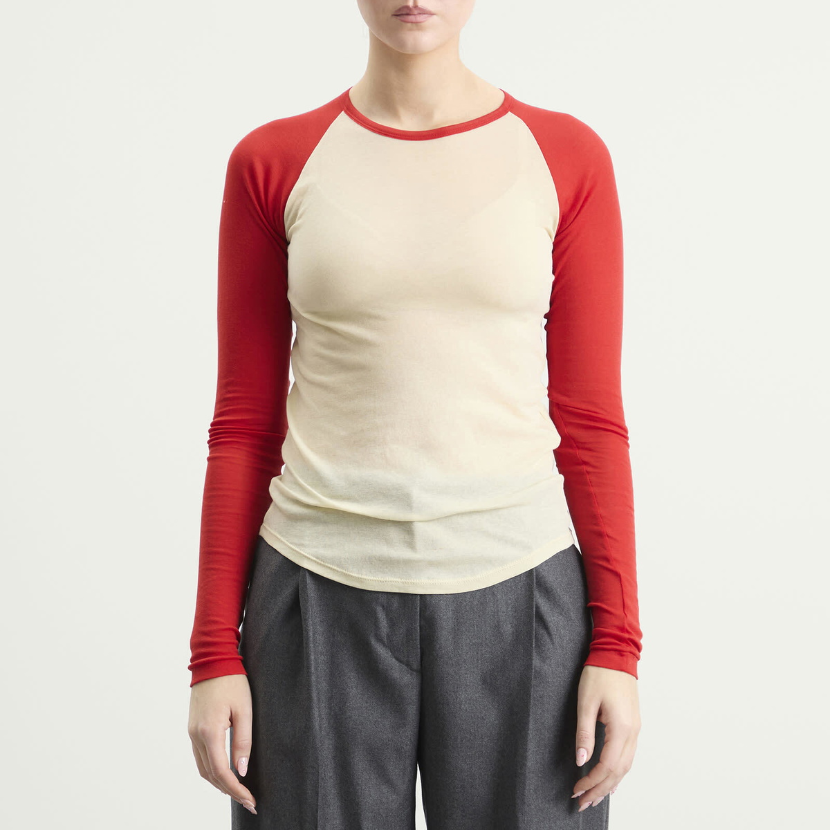 Auralee Women's Sheer Rib Raglan Top in Ivory/Red