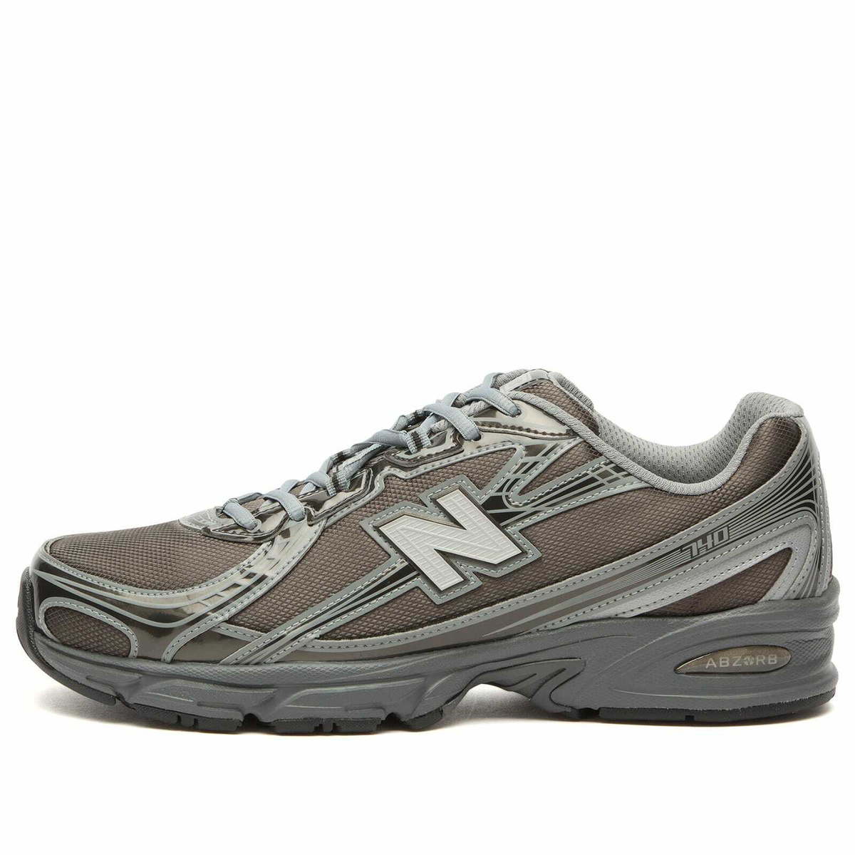 New Balance 740 Sneaker in Black Metallic/Castlerock Pfp