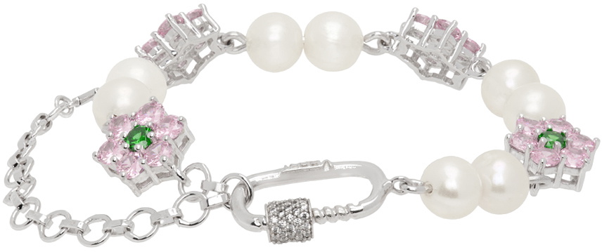 VEERT White Gold Macro Flower Freshwater Pearl Bracelet
