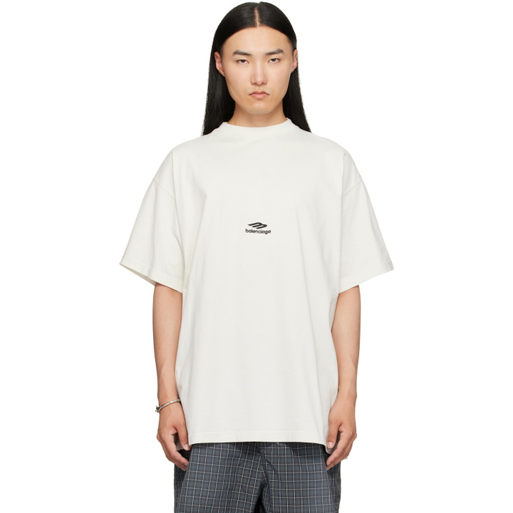 Photo: Balenciaga Off-White Oversized T-Shirt