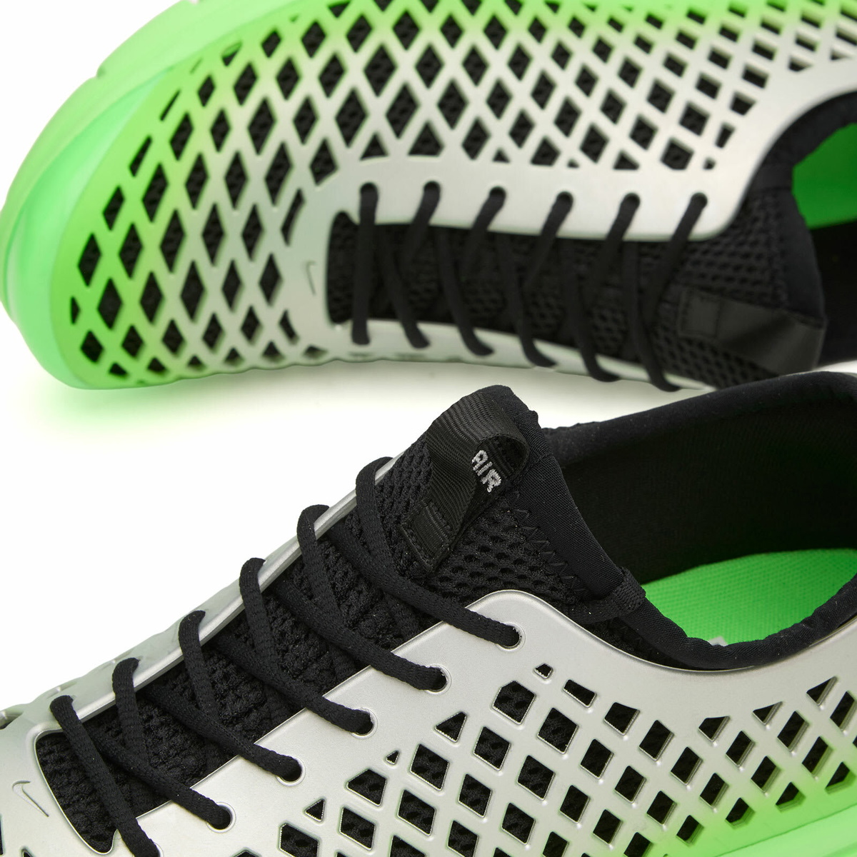 Nike Rejuven8 Run OG QS Sneaker in Metallic Silver/Black/Voltage Green