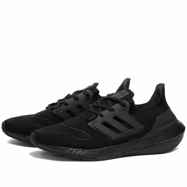 Photo: Adidas Men's Ultraboost 22 Sneakers in Core Black