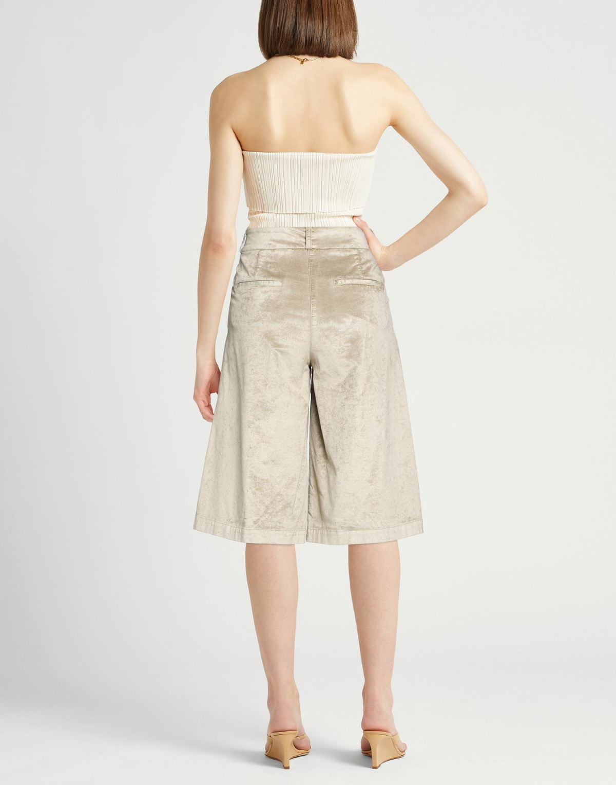 Peserico Womens Shorts & Bermuda Shorts in Grey