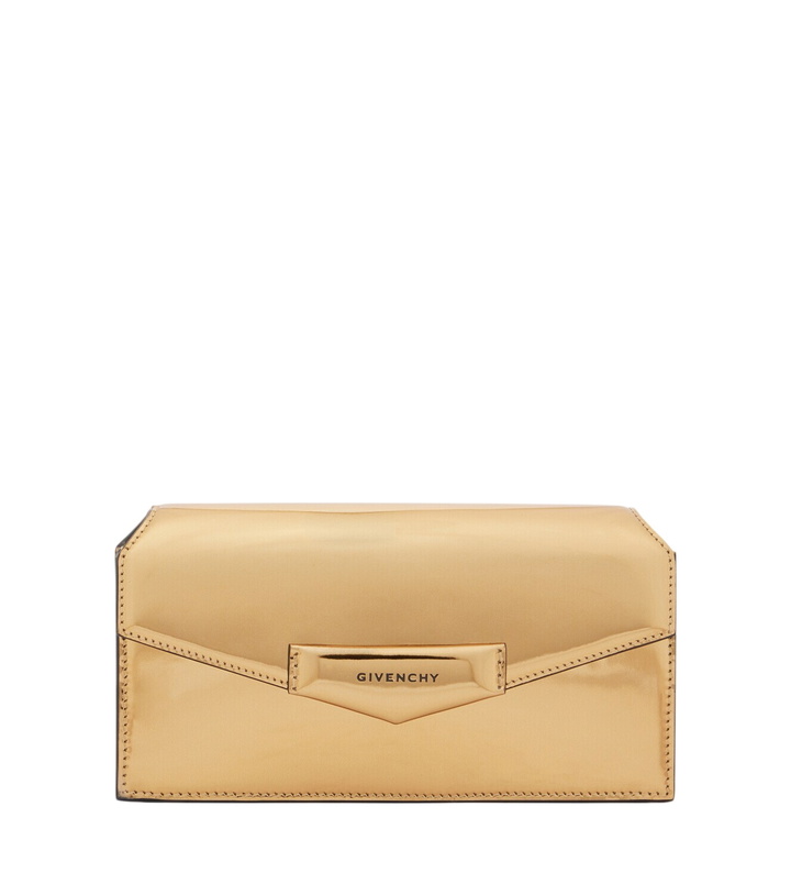 Photo: Givenchy Antigona leather shoulder bag